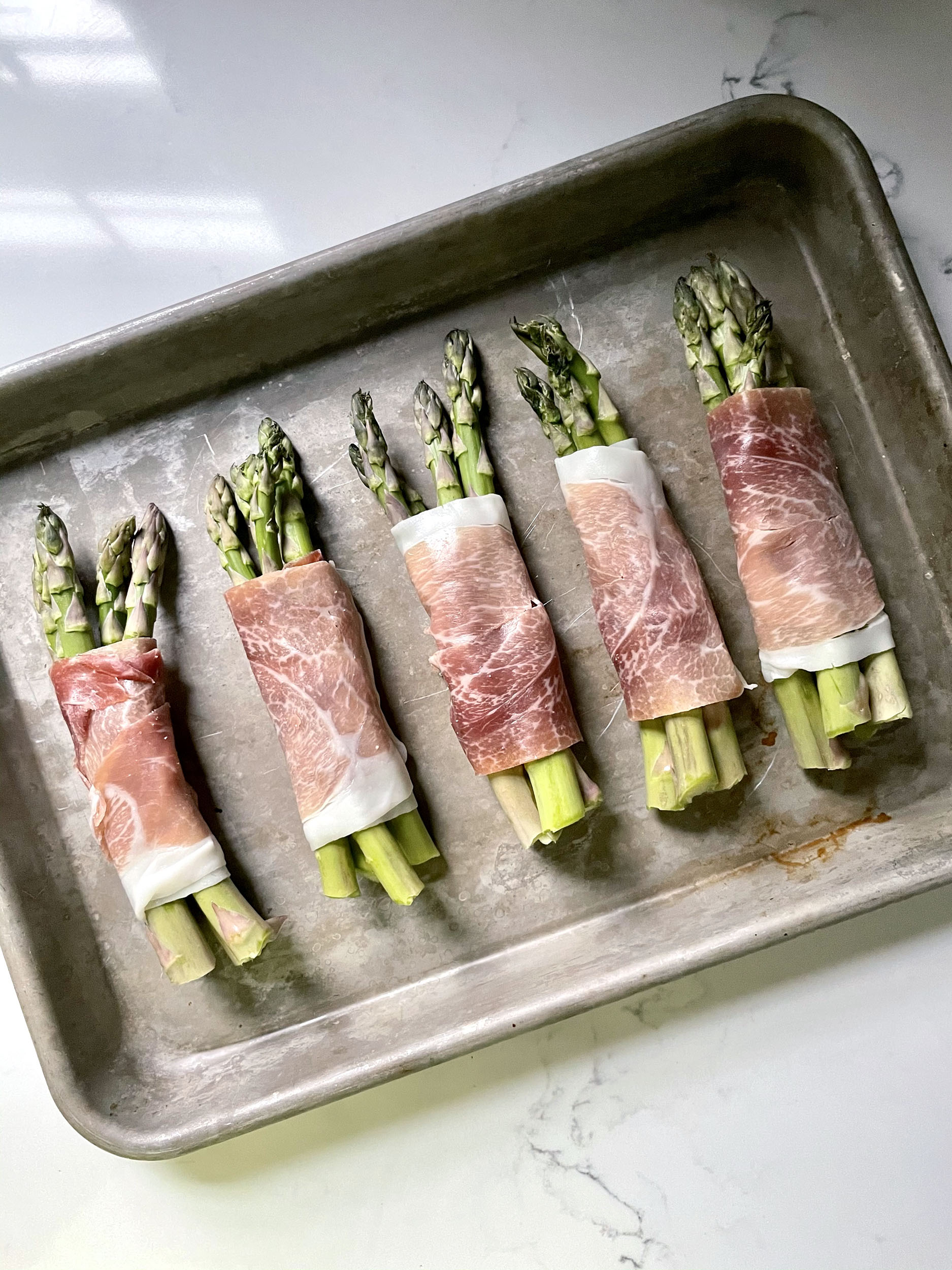 Fettuccine Alfredo with Asparagus Bundles » Djalali Cooks A Pasta Dish