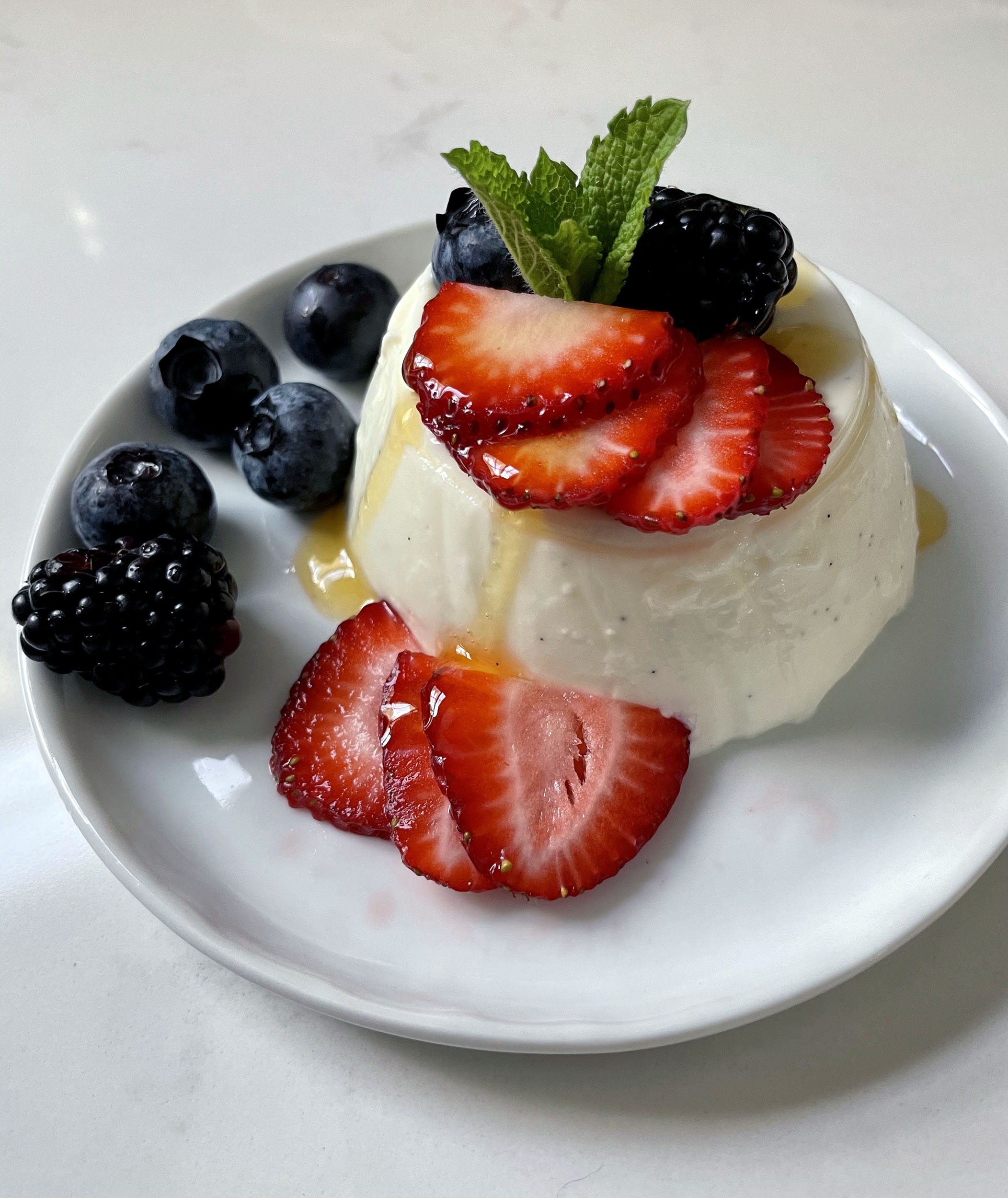 Buttermilk-Vanilla Panna Cotta with Berries and Honey » Djalali Cooks